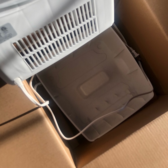 Aircare Evaporative Humidifier - Picture 4 of 5